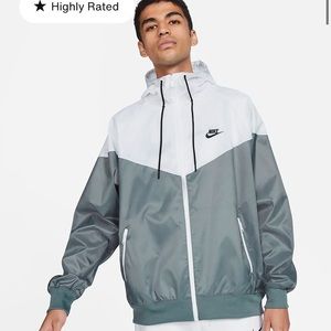 Nike Sportswear Windrunner
Men's Hooded Jacket